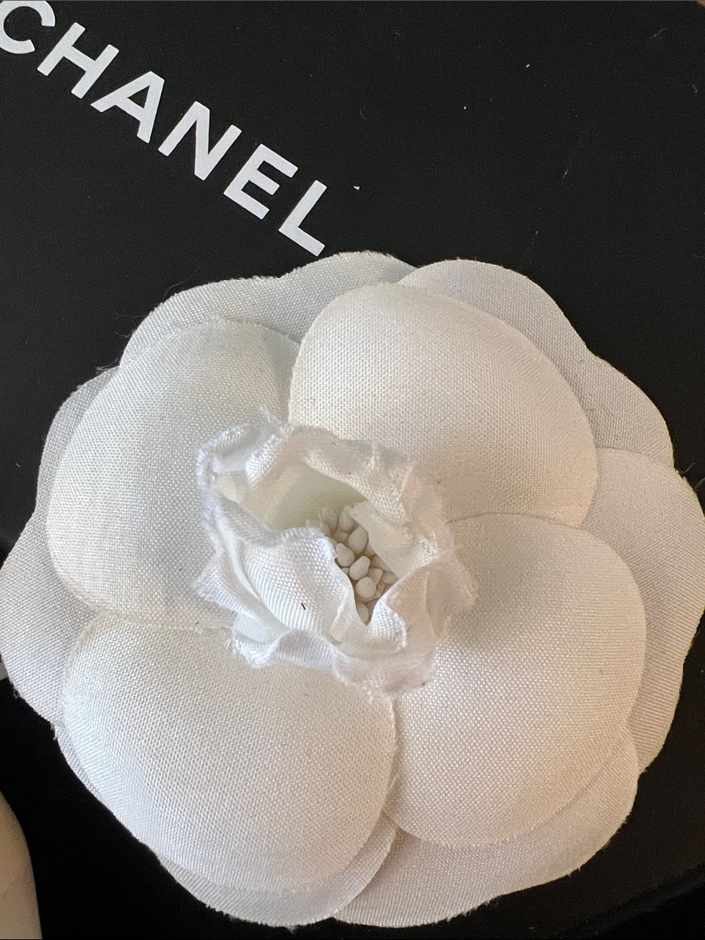CHANEL White Camellia Fabric Flower Sticker